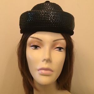 VINTAGE VOLK SHINY WOVEN‎ WITH BLACK VLVET TRIM